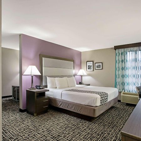 La Quinta Inn By Wyndham Радфорд Экстерьер фото